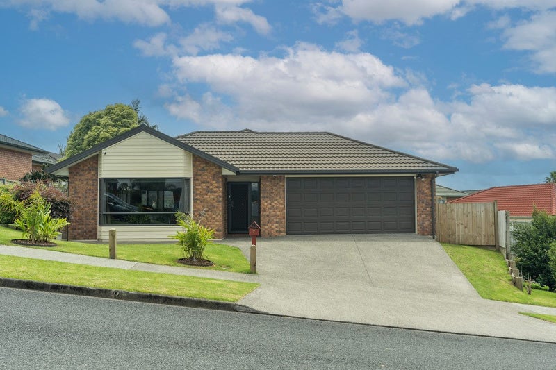 7 Balmacewan Drive, Kamo, Whangarei - Carousel 1