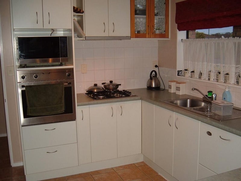6 Greenberry Drive, Ranui, Auckland - Carousel 2