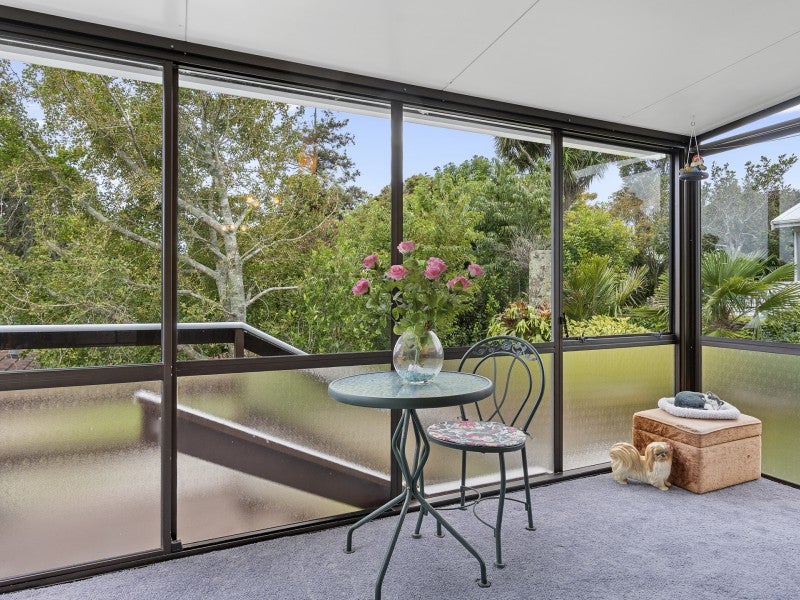 2/50 Doralto Road, Frankleigh Park, New Plymouth - Carousel 2