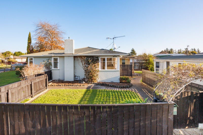 26 Stephens Crescent, Highbury, Palmerston North - Carousel 2