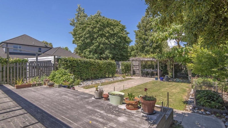16 Knowles Street, St Albans, Christchurch - Carousel 13