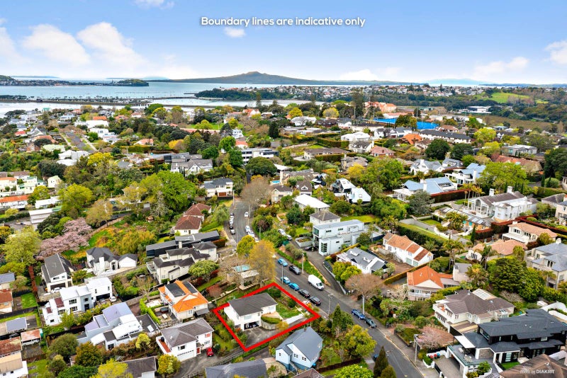 64 Spencer Street, Remuera, Auckland - Carousel 2