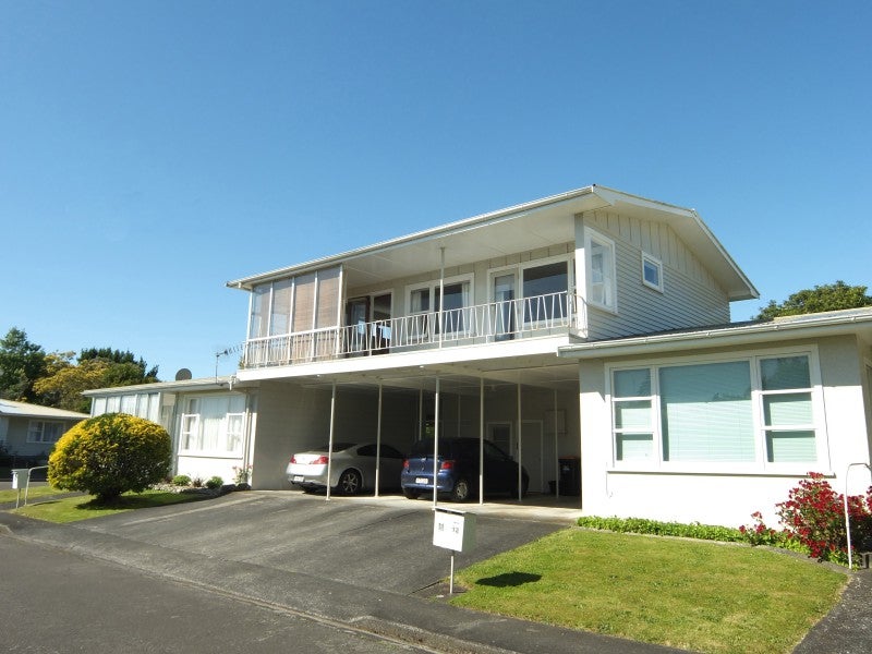 11 Te Awe Awe Court, Hokowhitu, Palmerston North - Carousel 1