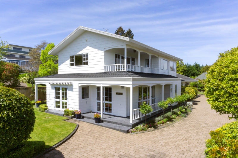 35 Harvey Street, Waipahihi, Taupo - Carousel 1