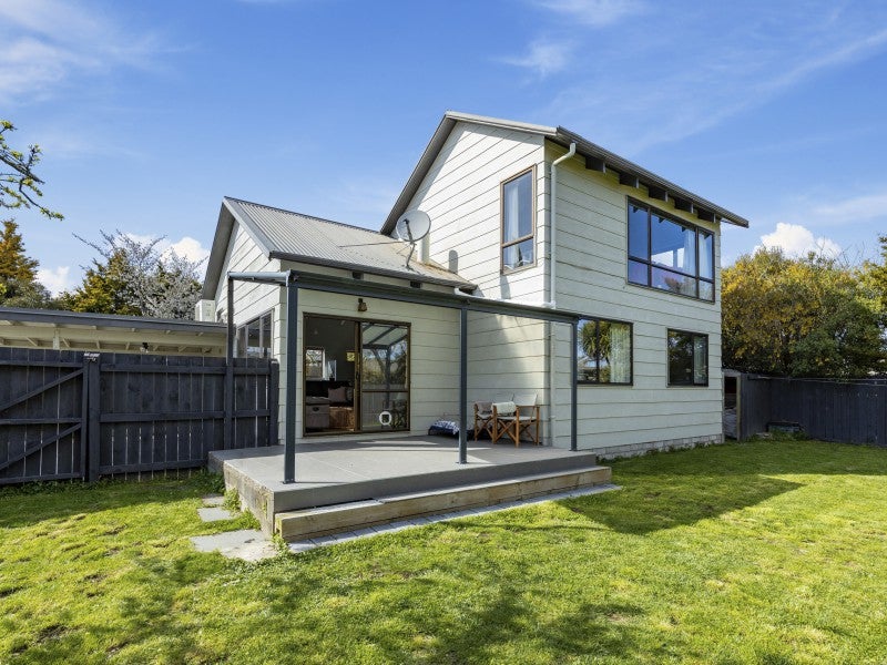 2/9 Weka Road, Waipahihi, Taupō - Carousel 1