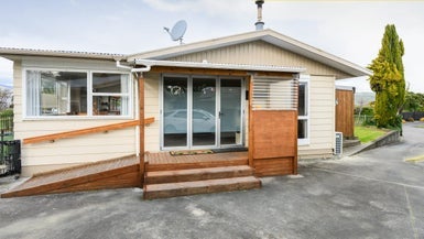 8 Craven Court, Ashhurst, Ashhurst - Carousel 1