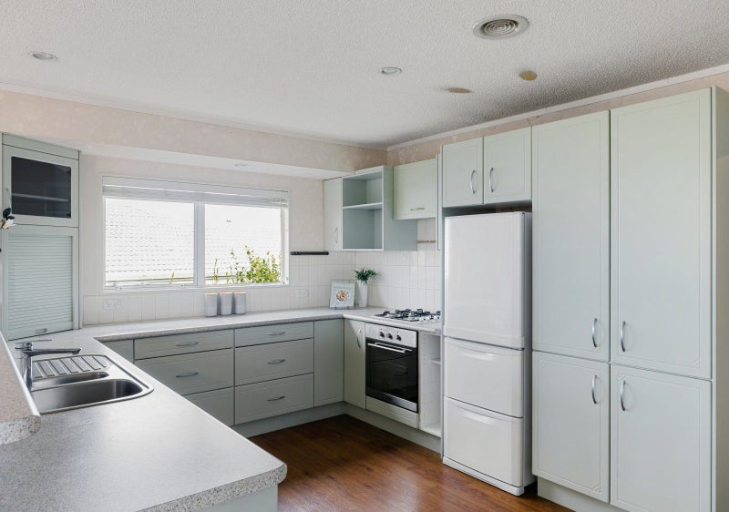 48 Bartholomew Drive, Nawton, Hamilton - Carousel 2