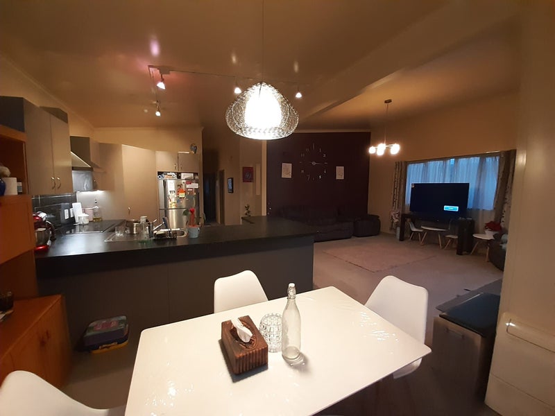 3 Clariton Avenue, Green Island, Dunedin - Carousel 2