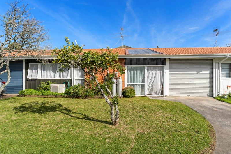2/15 Mcintyre Road, Mangere Bridge, Auckland - Carousel 1