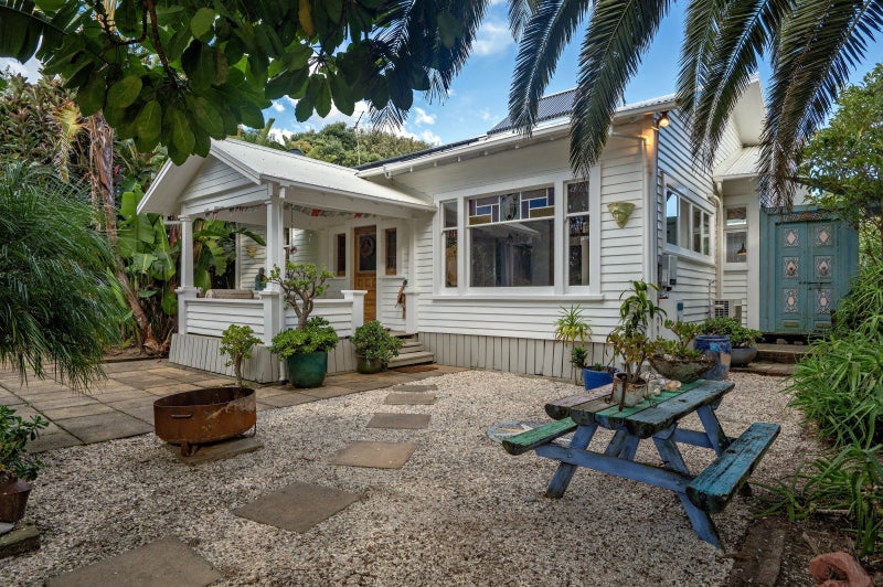 7 Mason Place, Ohope - Carousel 1