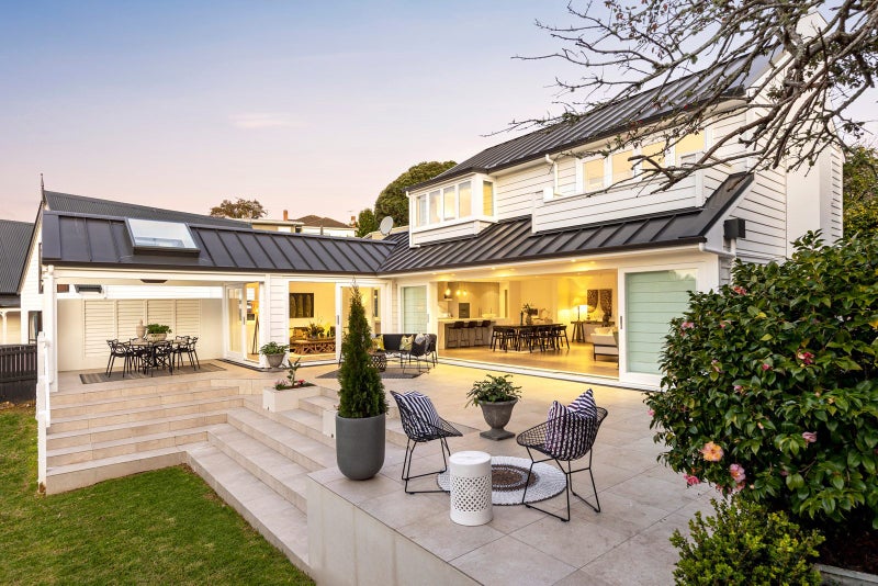 15 Bongard Road, Mission Bay, Auckland - Carousel 1