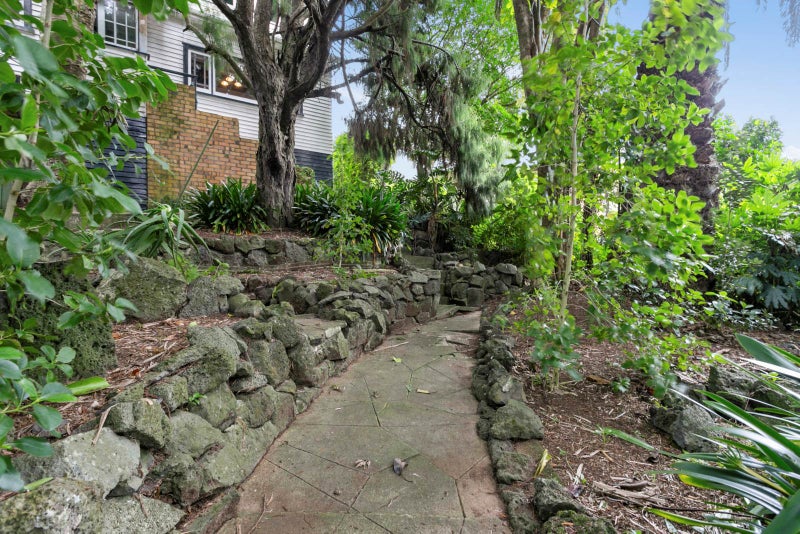 54 Ngatiawa Street, One Tree Hill, Auckland - Carousel 2