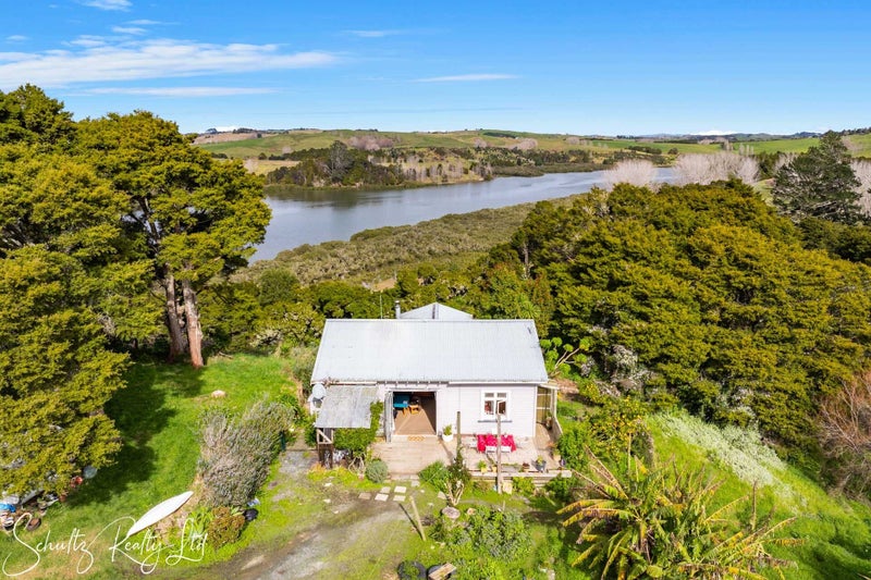 227 Mountain Road, Maungaturoto - Carousel 1