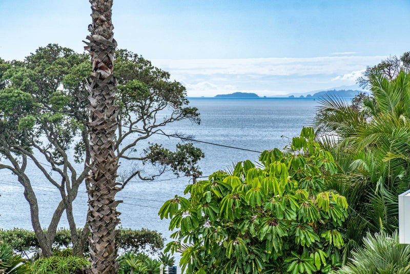 1/21 Park Avenue, Takapuna, Auckland - Carousel 2