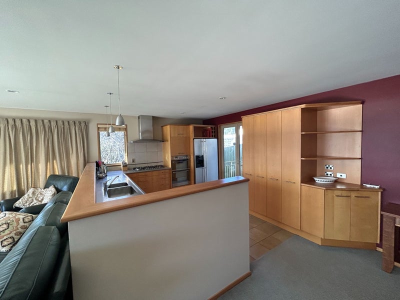 142 Warren Street, Wanaka - Carousel 2