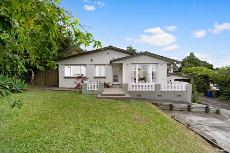 22 Seymour Road, Sunnyvale, Auckland - Carousel 2