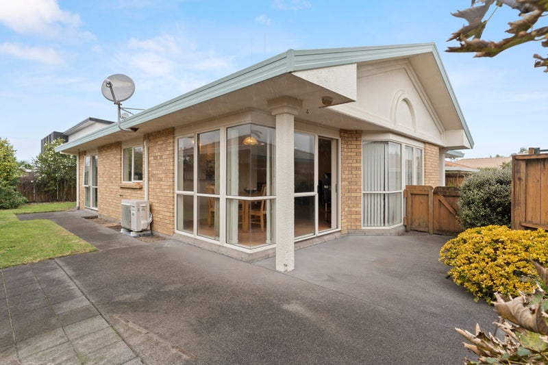 21 Sandhurst Drive, Papamoa Beach, Papamoa - Carousel 2