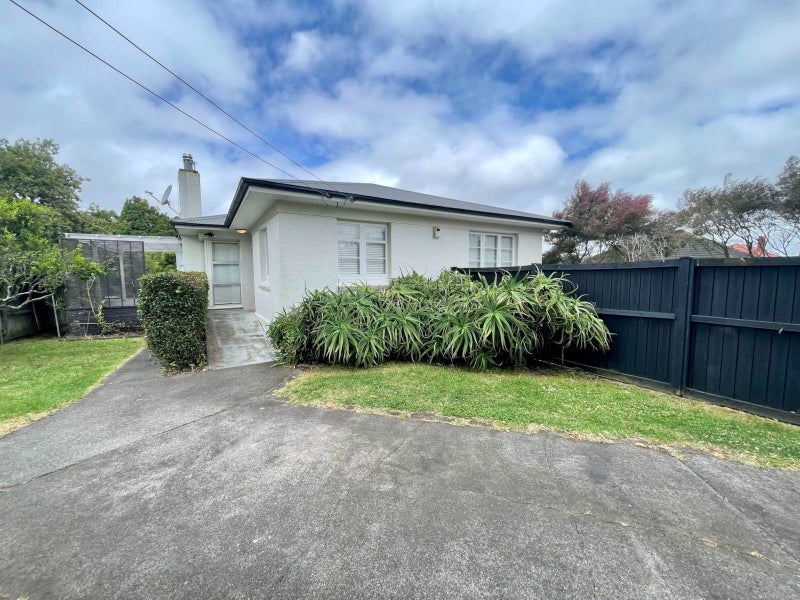 45 Namata Road, Onehunga, Auckland - Carousel 1