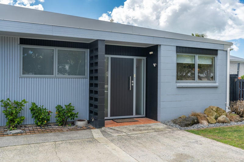 32 Chequers Avenue, Chartwell, Hamilton - Carousel 1