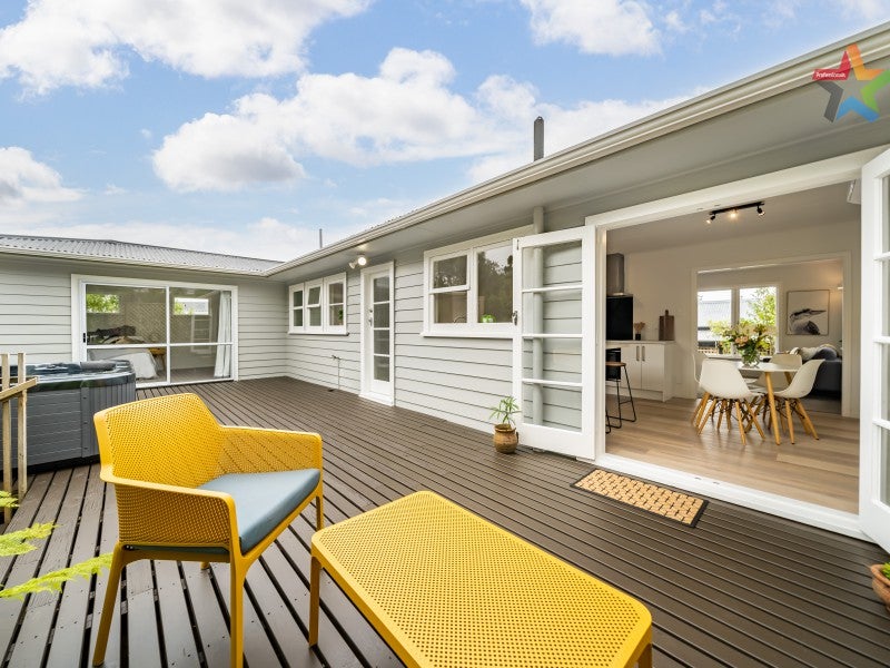 64 Oakleigh Street, Maungaraki, Lower Hutt - Carousel 1