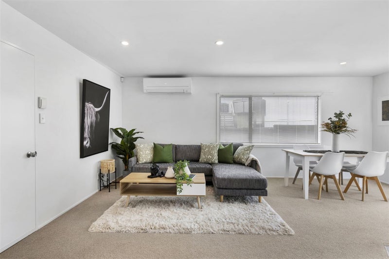 2/44 College Road, Northcote, Auckland - Carousel 15