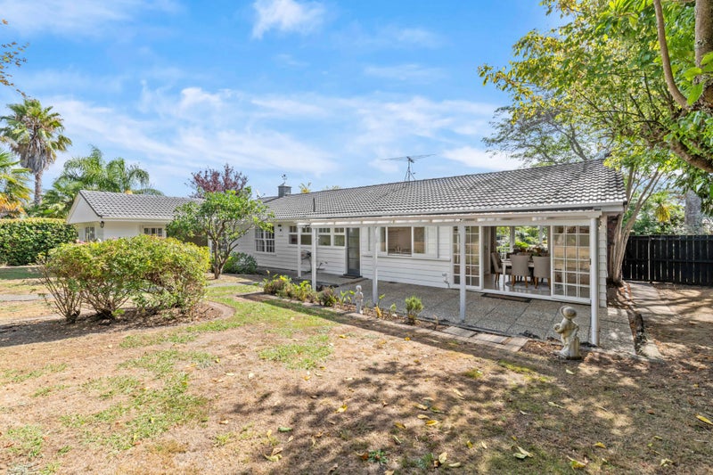 12 Holly Way, Sunnyhills, Auckland - Carousel 2