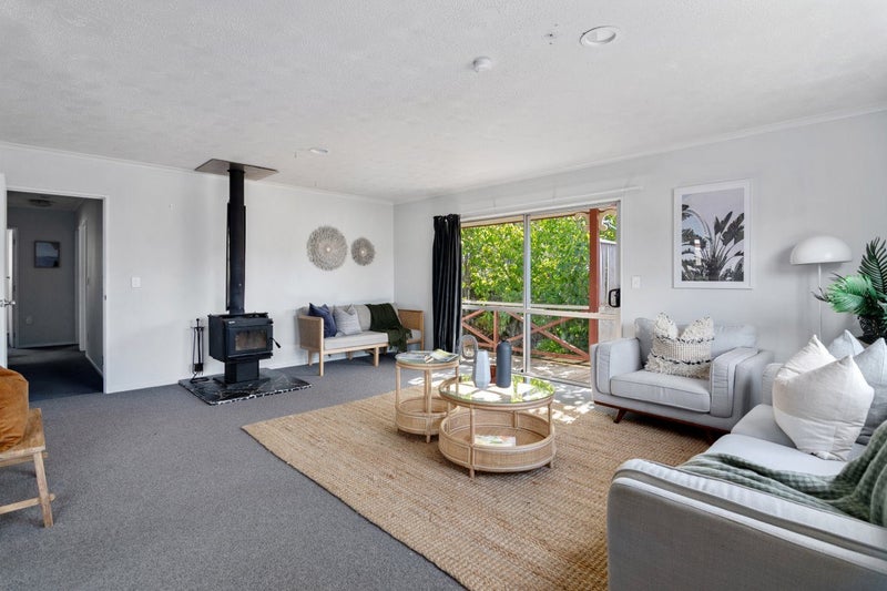 14 Chamboard Place, Washington Valley, Nelson - Carousel 1