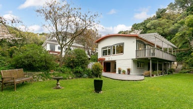 41 Oban Street, Wadestown, Wellington - Carousel 1