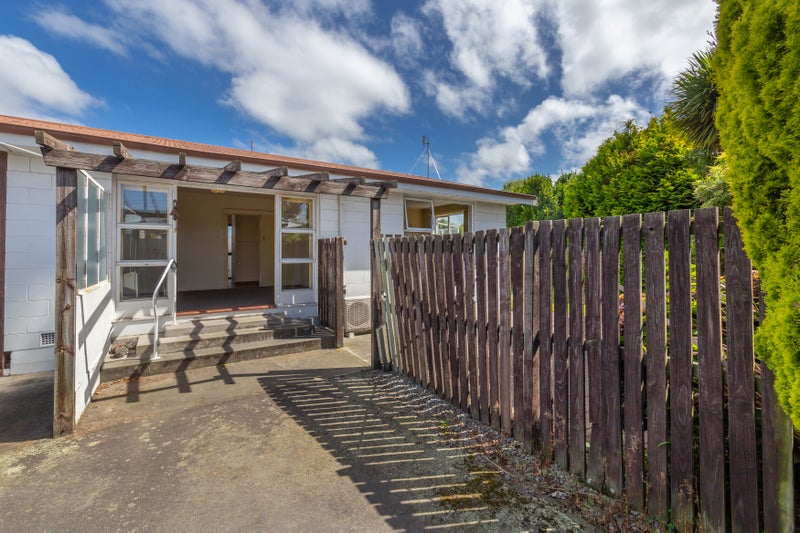 2/365 Greers Road, Bishopdale, Christchurch - Carousel 2