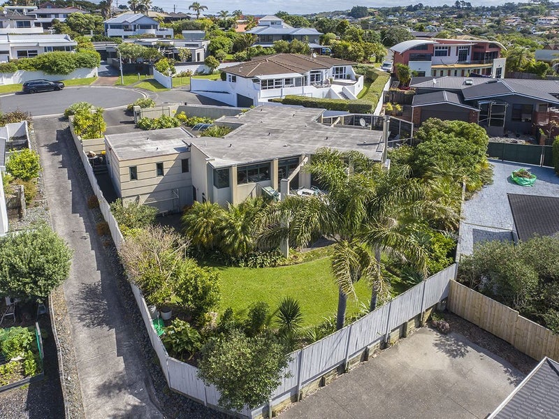 12 Pacific Parade, Army Bay, Whangaparaoa - Carousel 2