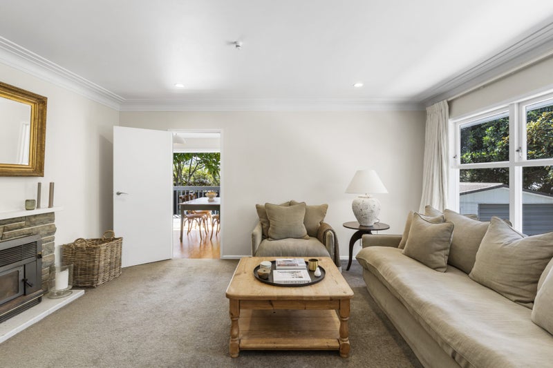 1/54 Fairclough Road, Beach Haven, Auckland - Carousel 2