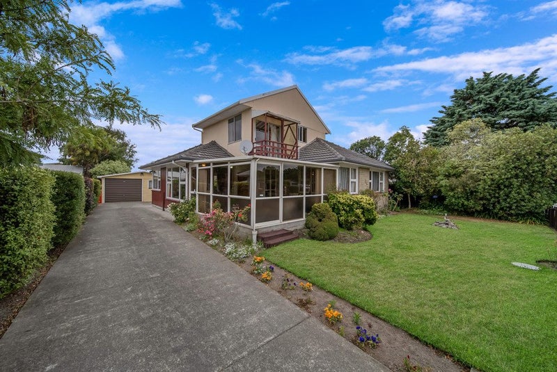 47 Frensham Crescent, Woolston, Christchurch - Carousel 1