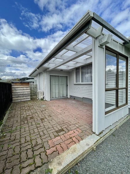 21 Totara Park Road, Clouston Park, Upper Hutt - Carousel 11