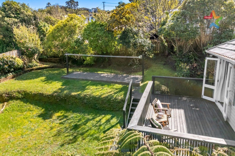 3 Montgomery Avenue, Karori, Wellington - Carousel 2