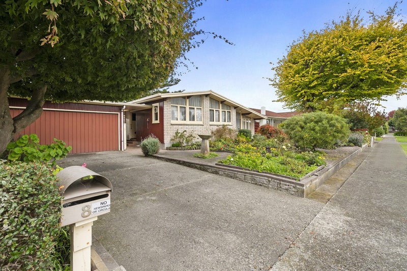 8 Henare Street, West End, Palmerston North - Carousel 1