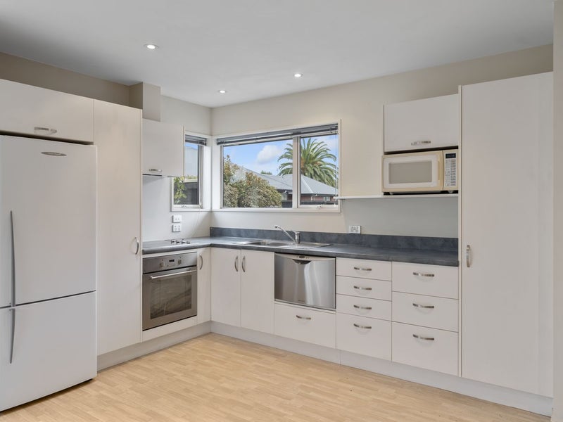 4/16 Third Street, Belfast, Christchurch - Carousel 2