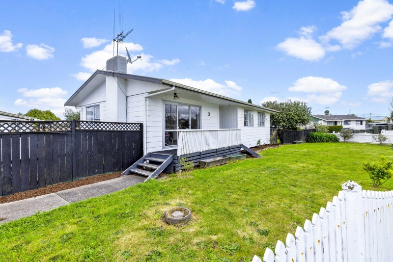 2 Bradley Place, Nawton, Hamilton - Carousel 1