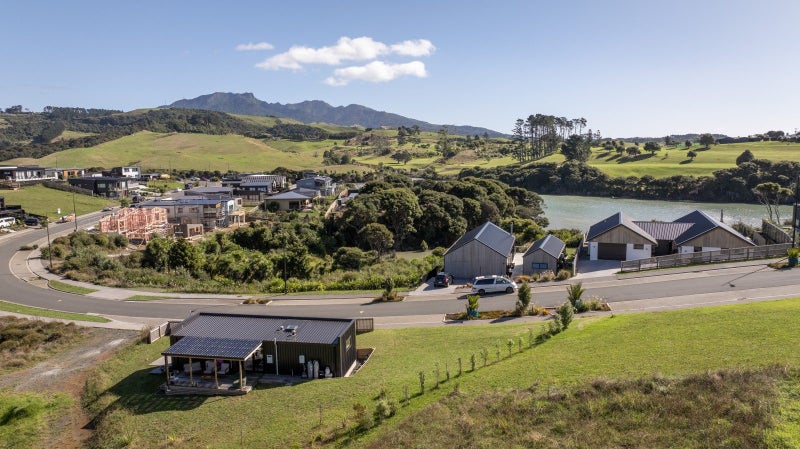 11 Omahina Street, Raglan, Raglan - Carousel 2