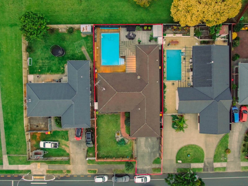 186 Prince Regent Drive, Farm Cove, Auckland - Carousel 1