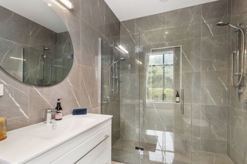 1 Vista Place, Huntsbury, Christchurch - Carousel 2