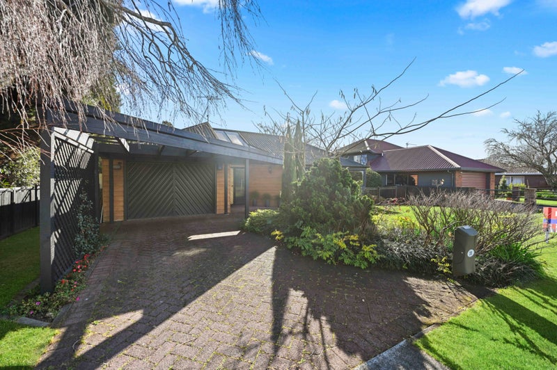 28 Church Road, Pukete, Hamilton - Carousel 24