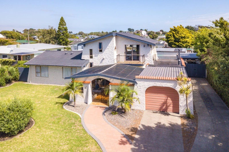 81 Fitzherbert Avenue, Tawhero, Whanganui - Carousel 1