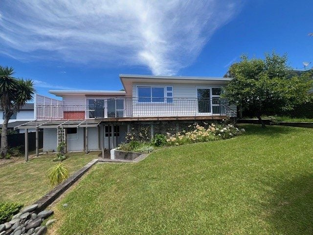 3 Copperfield Terrace, Mellons Bay, Auckland - Carousel 36