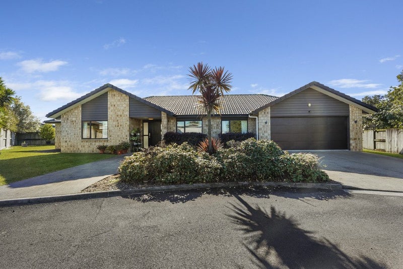 12 Cole Thomas Place, Huntington, Hamilton - Carousel 1