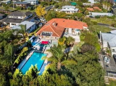 36 Rewi Street, Torbay, Auckland - Carousel 1