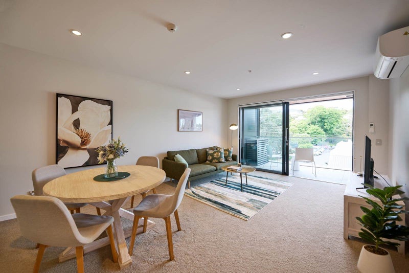 202/4 Bute Road, Browns Bay, Auckland - Carousel 2