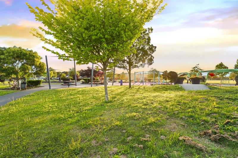 7 Tofts Lane, Flagstaff, Hamilton - Carousel 24