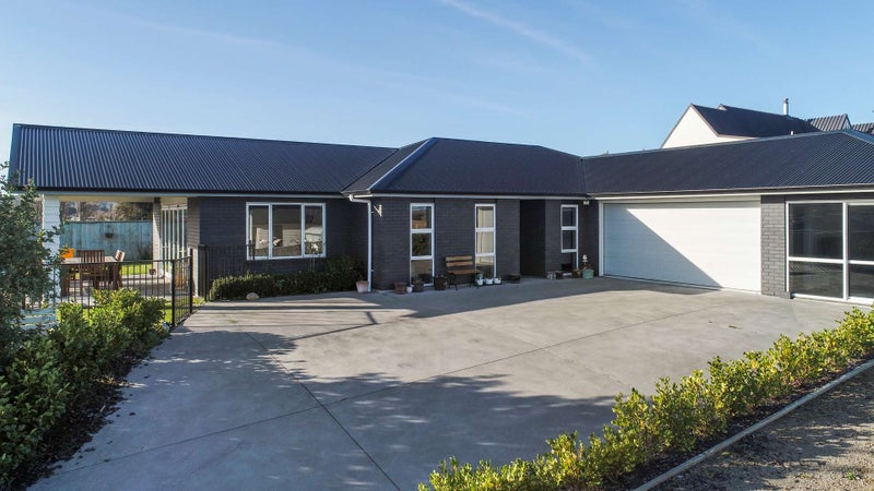 19 Magnolia Crescent, Tawhero, Whanganui - Carousel 2