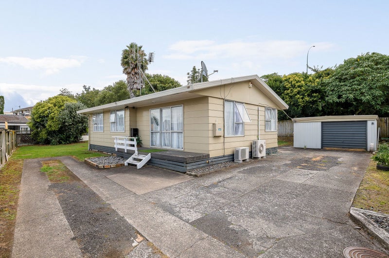 424 Kahikatea Drive, Dinsdale, Hamilton - Carousel 1