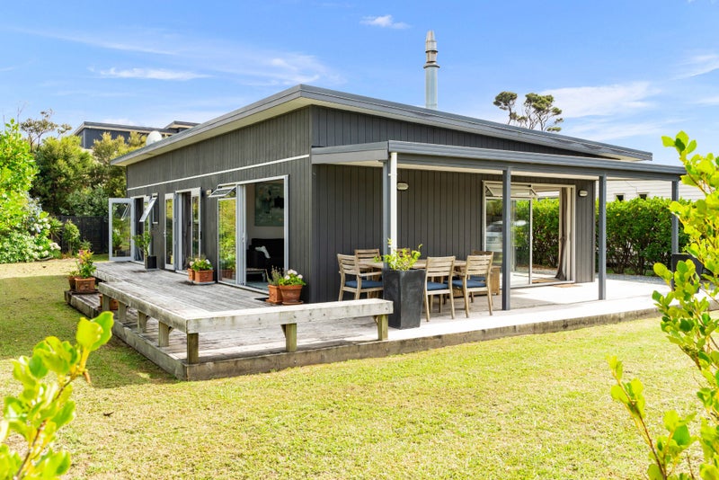 19 Seabreeze Road, Mangawhai Heads, Mangawhai - Carousel 1